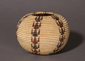 An extremely fine Datso-La-Lee Degikup basket