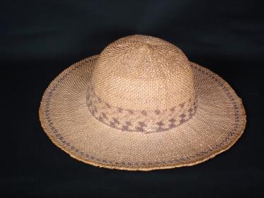 A very nice and rare Ladies Washoe basket hat